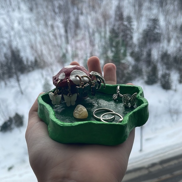 Other - HANDMADE Mushroom Earring & Jewelry Holder